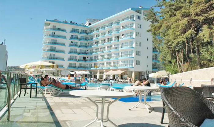 Arora Hotel 4*