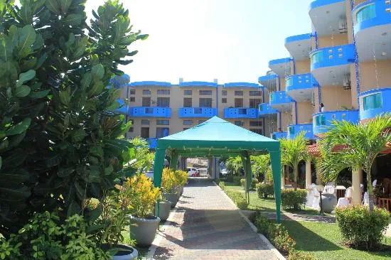Rani Beach Resort 2*+
