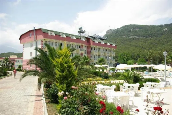 Club Fontana Life 4*