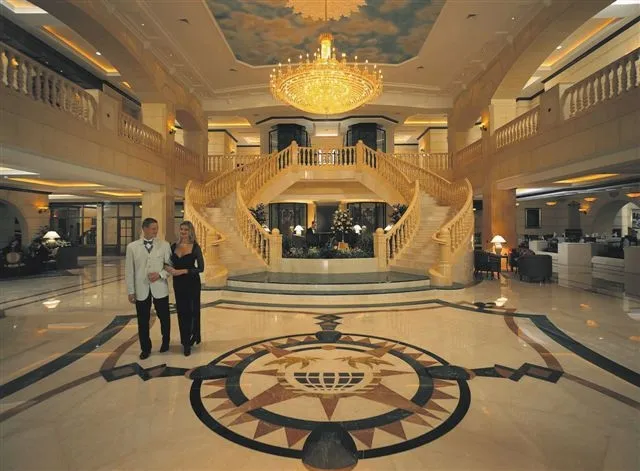 Metropolitan Palace Hotel Dubai 5*