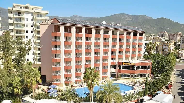 Grand Astor Hotel 4*