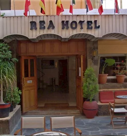 Rea Hotel 2*