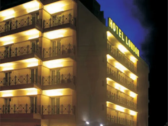 London Hotel 3*