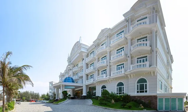 The Sailing Bay Beach Resort 4*