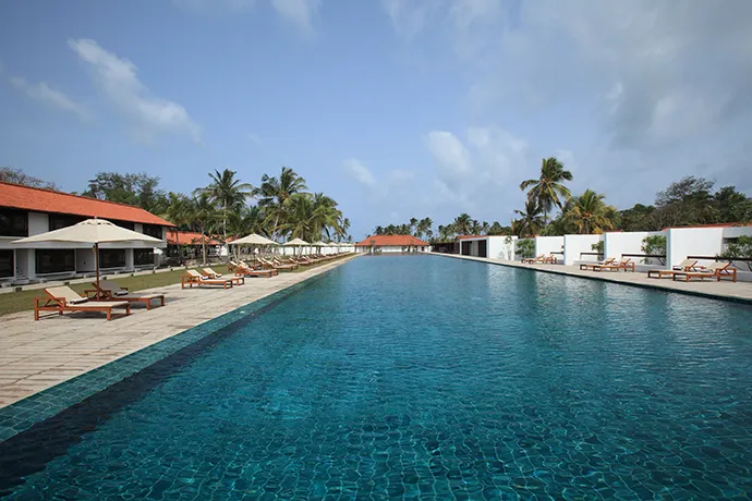 Jetwing Lagoon 5*