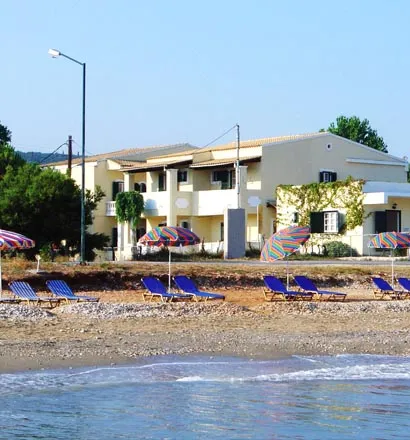 Beach Front Salvanos Apartments APP