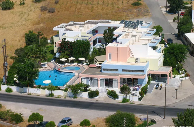 Irinna Hotel 3*