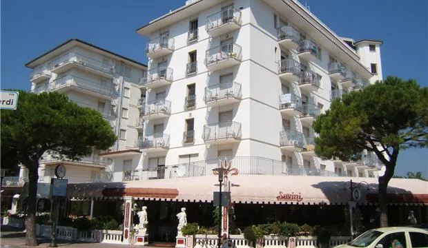 Alla Rotonda 3*