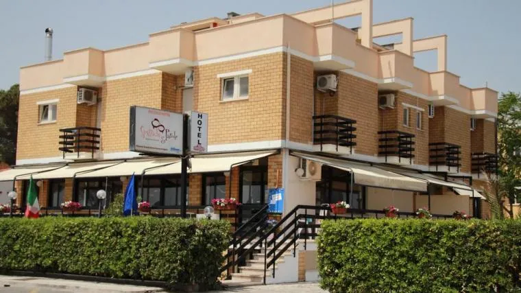 Piccolo Hotel 2*