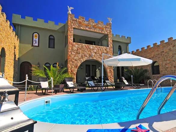 Abbacy Katianas Castelletti Luxury Suites Villa