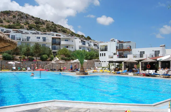 Semiramis Village Hotel 4*