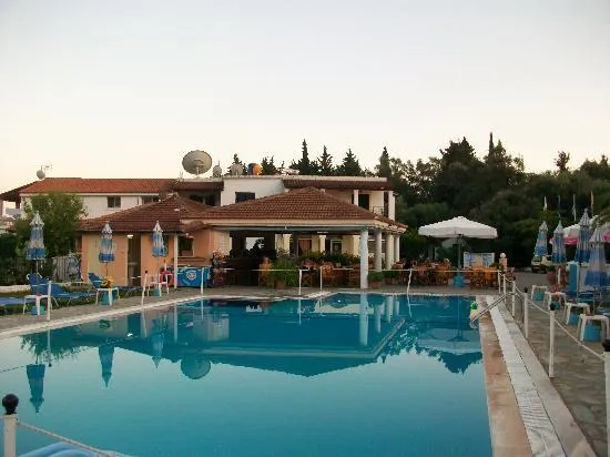 Ipsos Hotel 3*