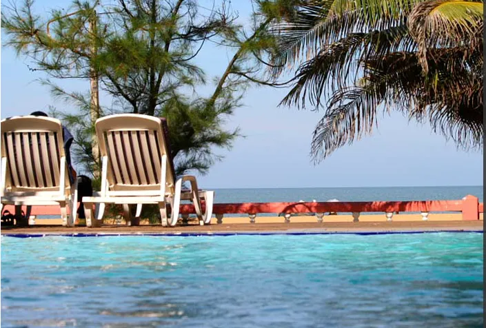 Topaz Beach Hotel 2*