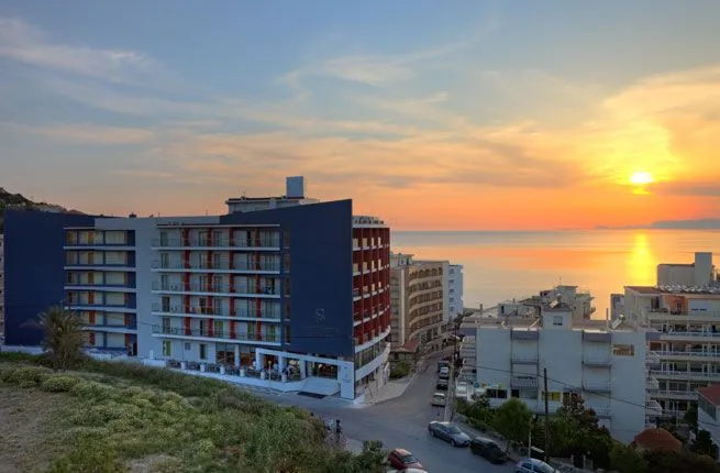 Semiramis City Hotel 4*