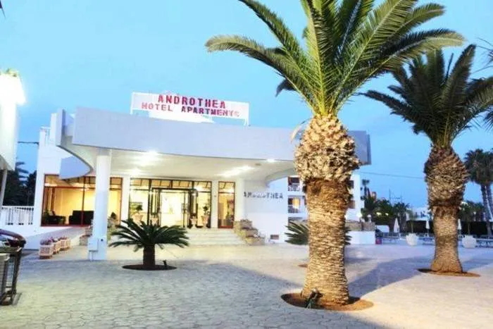 Androthea Hotel Apts 2*