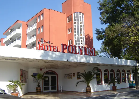 Polyusi 3*