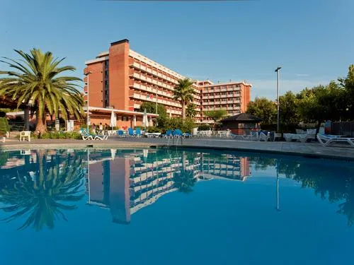 California Garden 3*