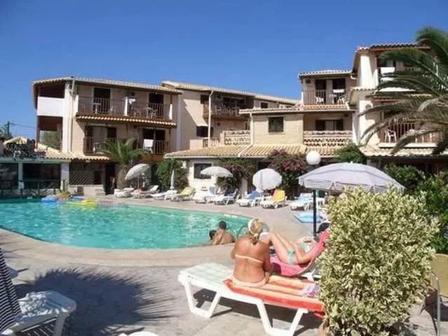 Turtle Beach Studios Hotel & Apartments 3*