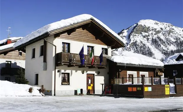 Residence Chalet La Golp-Pineta Apartments