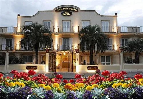 Villa Daphne 3*