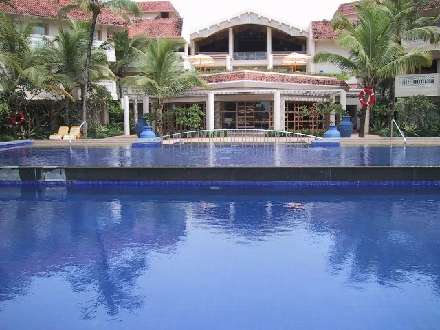Club Mahindra 4*
