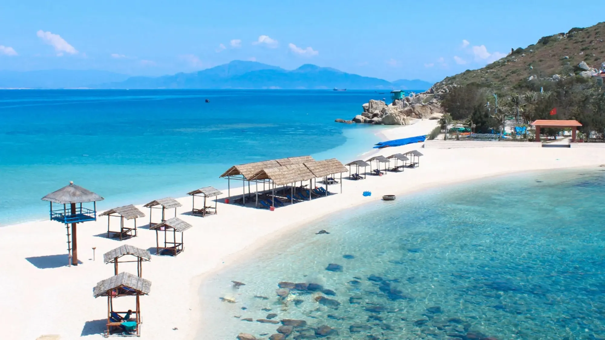 dao-yen-hon-noi-nha-trang.jpg