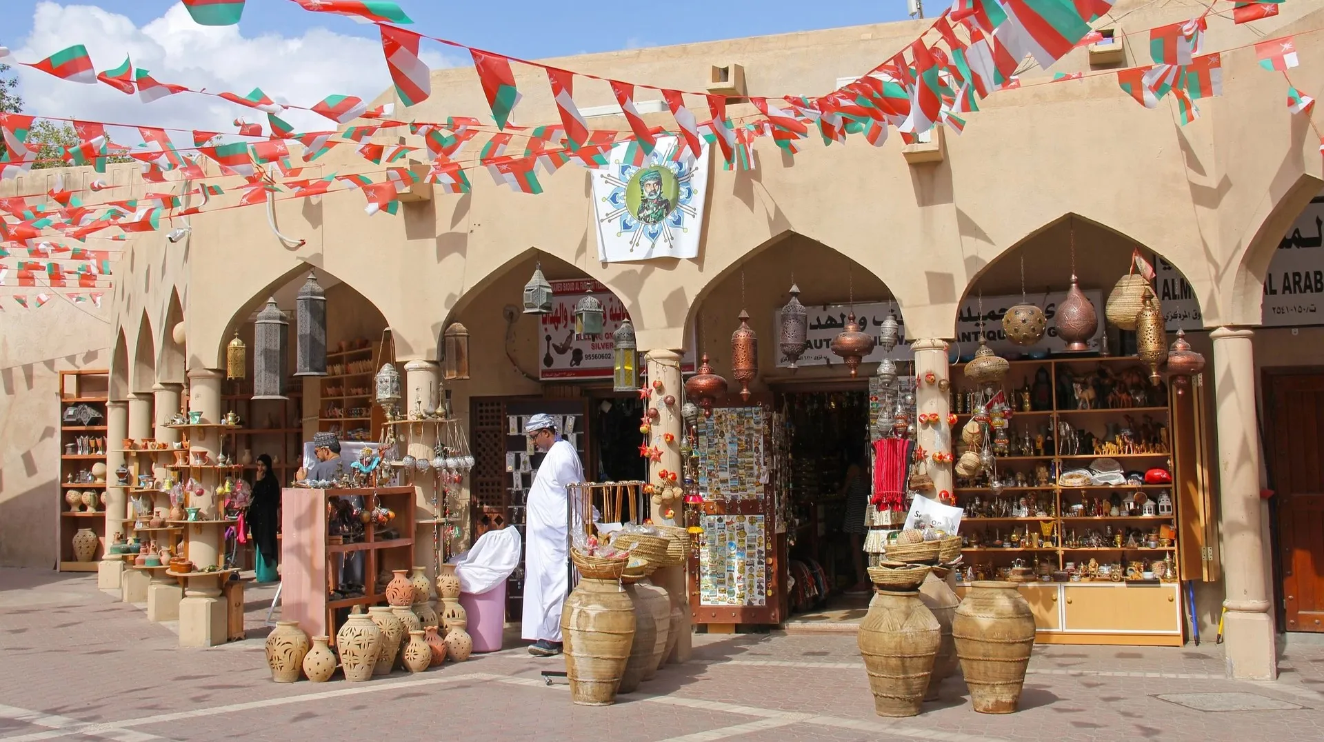 omani-3259653_1920.jpg