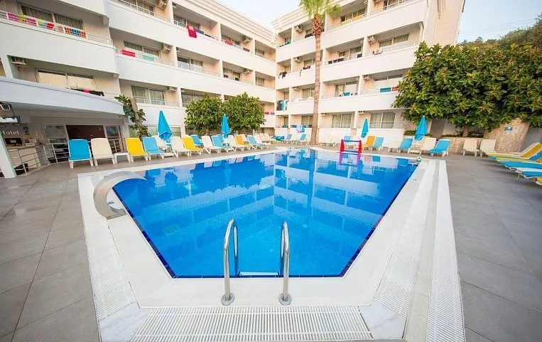 Banu Hotel 4*
