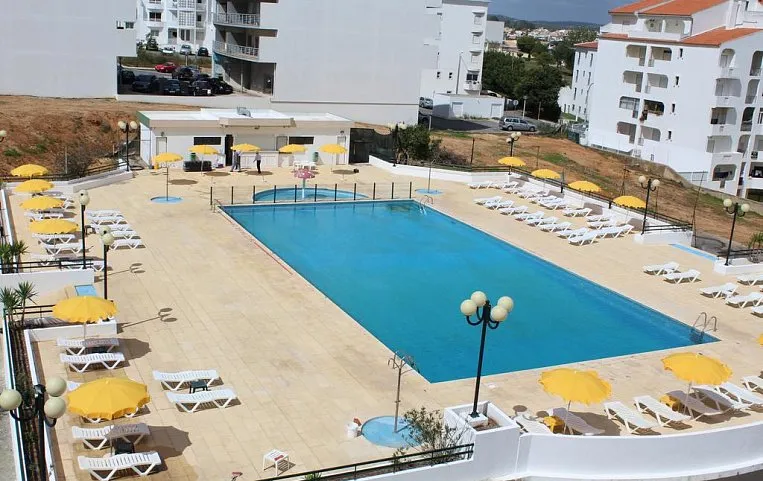 Cheerfulway Minichoro Apartments