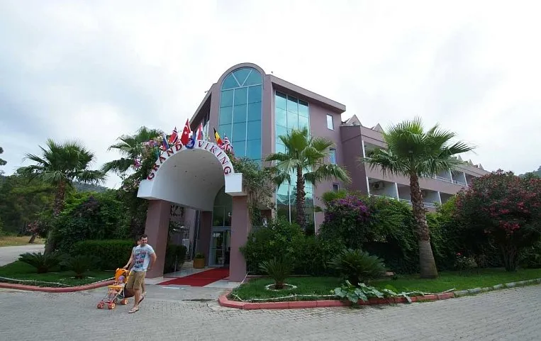 Grand Viking 4*