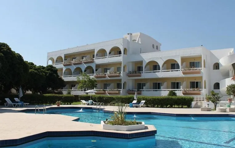 Happy Days Hotel 3*