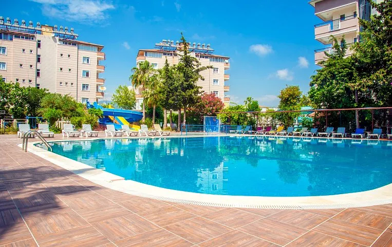 Grand Bahama Beach Hotel 4*