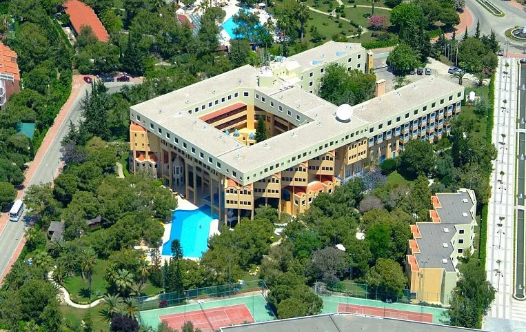 Labranda Excelsior Side 4*