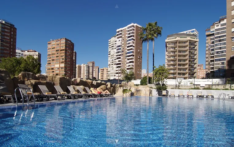 Sandos Monaco 4*