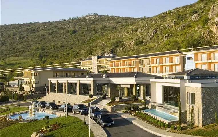 Limneon Crystal Resort Hotel 5*