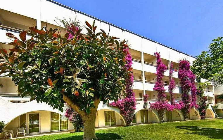 Maritim Hotel Club Alantur 5*