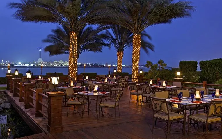 Hilton Abu Dhabi (Пляж) 5*