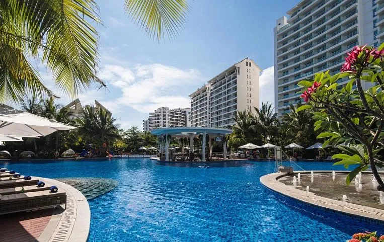 Ramada Plaza by Wyndham Sanya Bay 4*