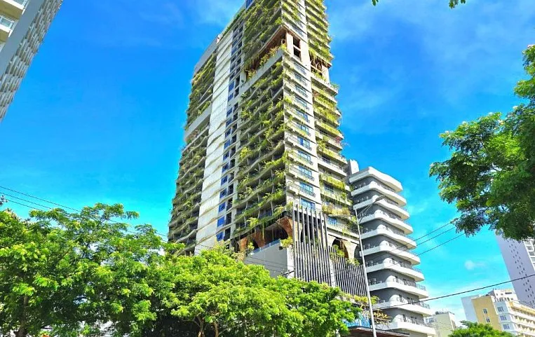 Signature Hotel Nha Trang 5*