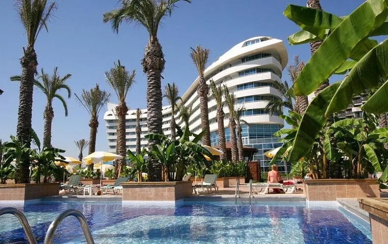 Concorde De Luxe Resort 5*