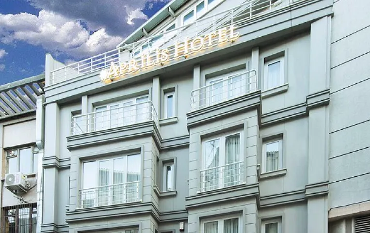 Aprilis Hotel 3*