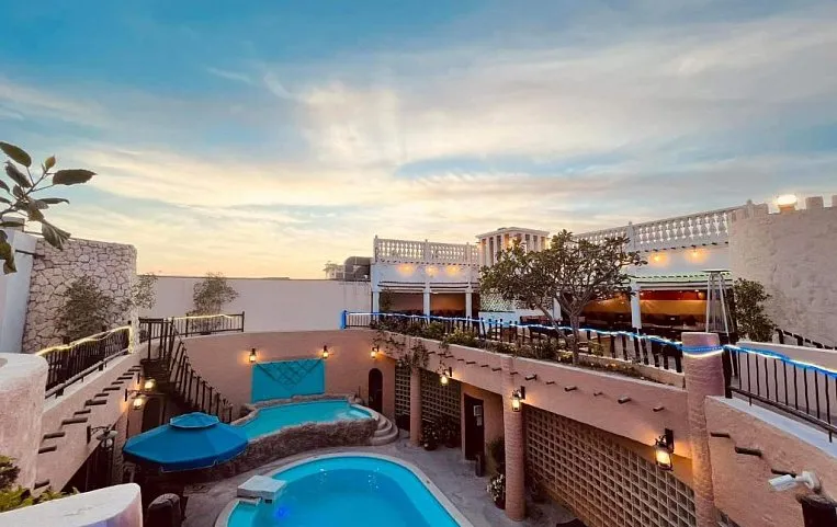 Al Liwan Suites 4*