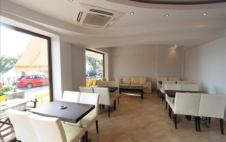 Akrogiali Hotel 2*