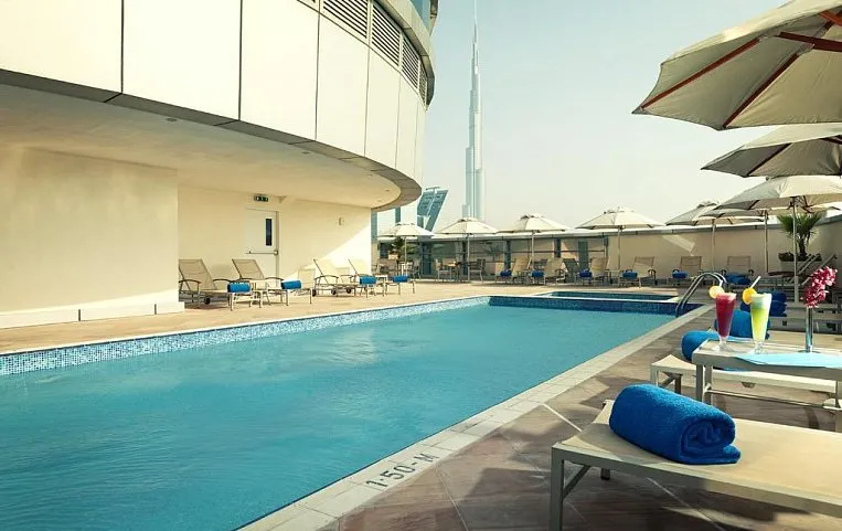 Carlton Downtown Hotel 4*