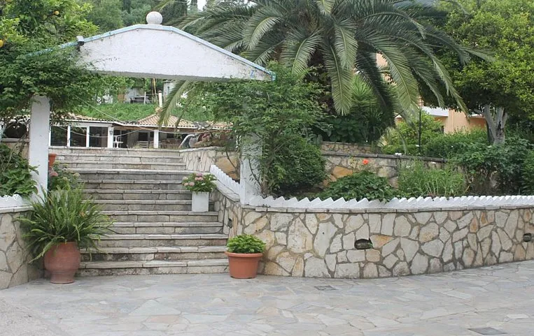 Le Mirage Hotel 2*