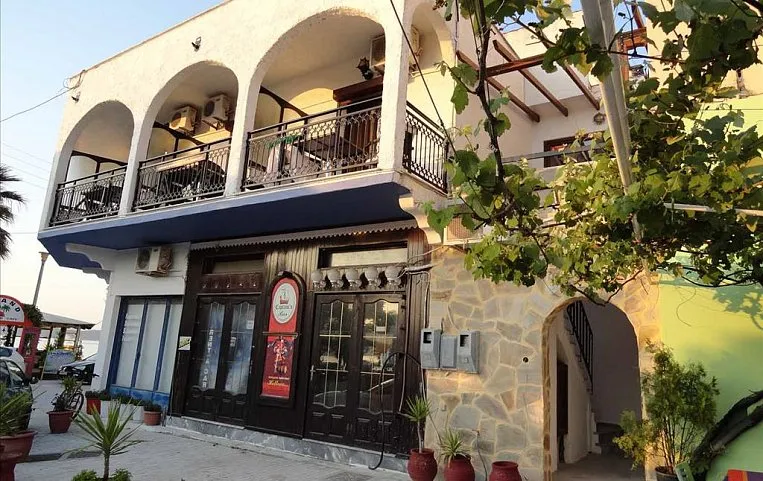 Captain's Beach Luxury Apartments APP