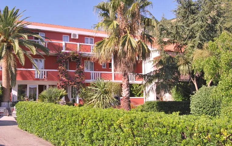 Villa-L Апартаменты 3*