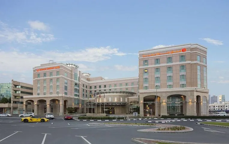 Ramada Plaza Jumeirah Beach 4*