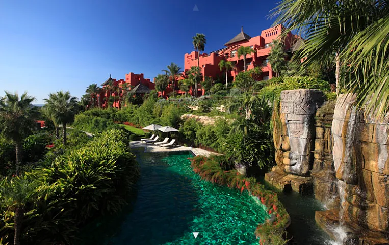 Barcelo Asia Gardens 5*