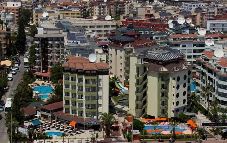 Krizantem Hotel 4*